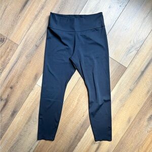 Women’s Nike 7/8 Leggings, Size Large